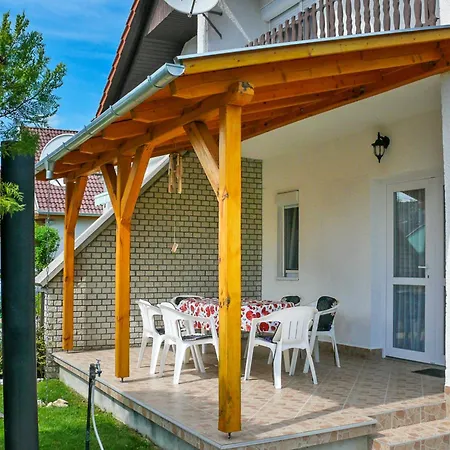 Gerle By Interhome 鲍洛通费尼韦什